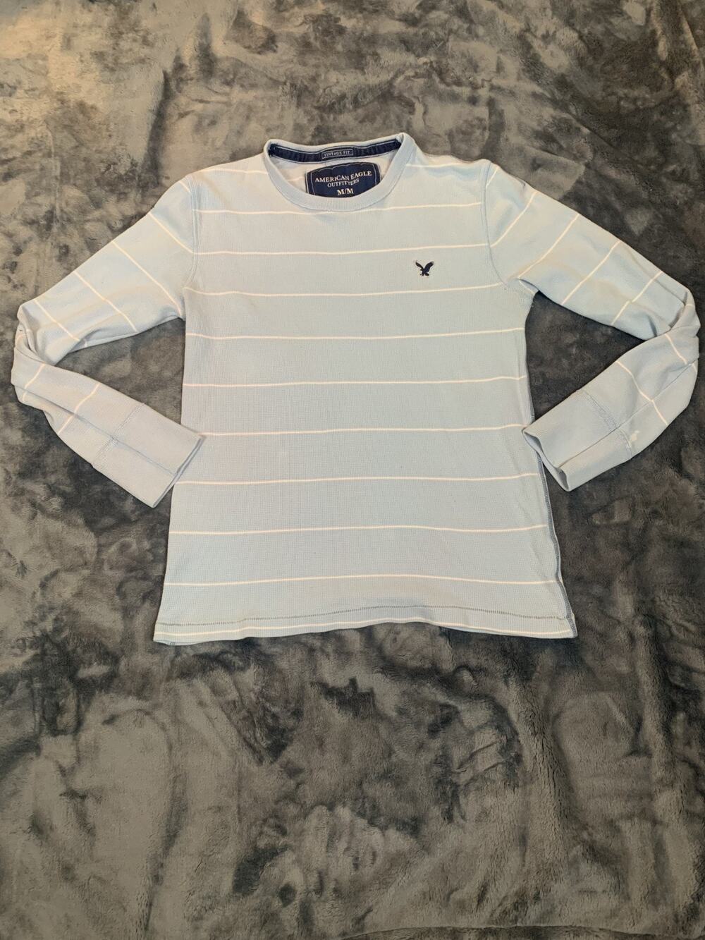 American Eagle Shirt Mens Size M Medium Vintage Fit Crew Neck Long Sleeve Casual
